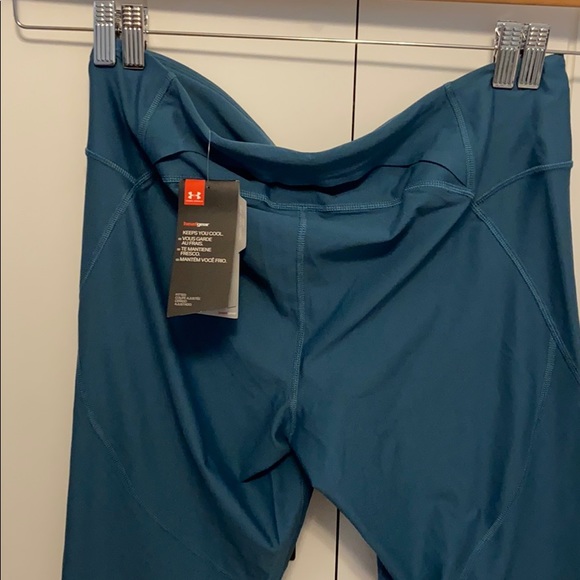 Women’s Under Armour Capri leggings - Picture 6 of 11